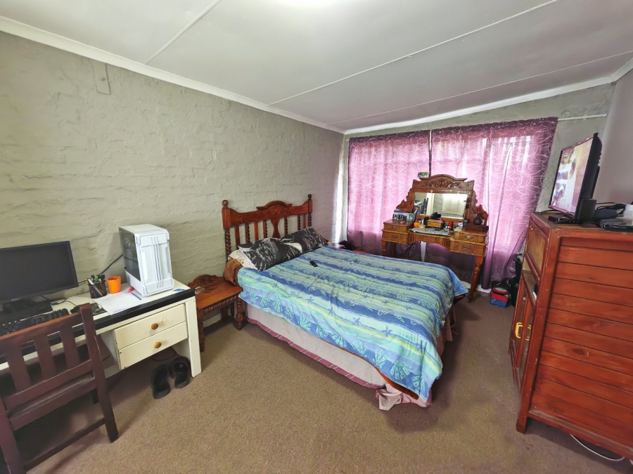 7 Bedroom Property for Sale in Bayswater Free State